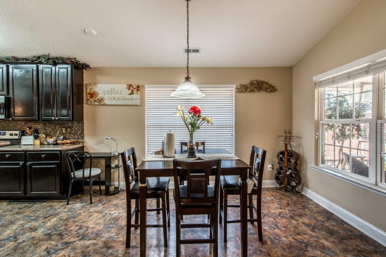 Villa Rockett! Your Sweet Home Away From Home! Huntsville Exterior foto