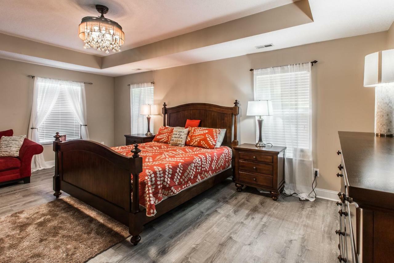 Villa Rockett! Your Sweet Home Away From Home! Huntsville Exterior foto
